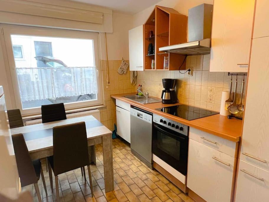 Doppelzimmer Im Bungalow Dortmund Bagian luar foto